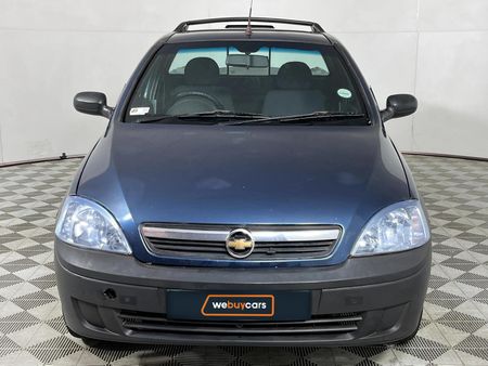 2011-Opel-Corsa-Utility-14-Club_1