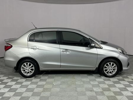 2017-Honda-Brio-12-Comfort_3