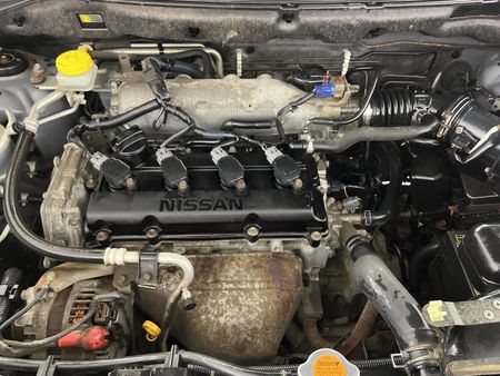 2005-Nissan-X-Trail-25-SE_12