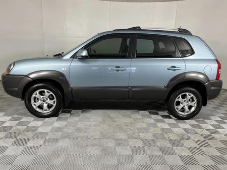 2009-Hyundai-Tucson-20-GLS_5