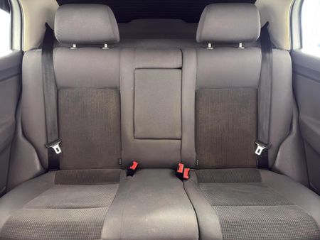2008-Volkswagen-Polo-Classic-19-TDI-Highline_8