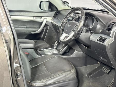 2012-Kia-Sorento-22D-4x4-Auto-7-seat_10