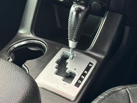 2012-Kia-Sorento-22D-4x4-Auto-7-seat_11