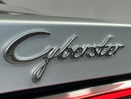 2025-MG-Cyberster-4WD_11