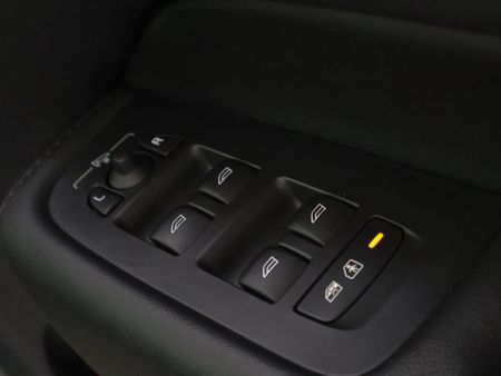 2023-Volvo-XC60-B5-Ultimate-Bright-Geartronic-AWD_18