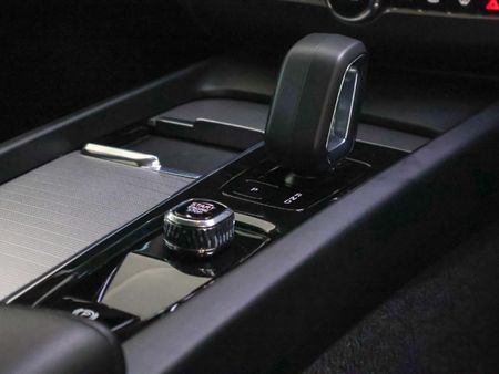 2023-Volvo-XC60-B5-Ultimate-Bright-Geartronic-AWD_20