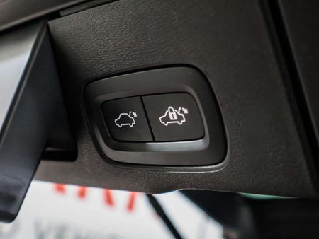 2023-Volvo-XC60-B5-Ultimate-Bright-Geartronic-AWD_23