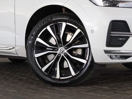 2023-Volvo-XC60-B5-Ultimate-Bright-Geartronic-AWD_2