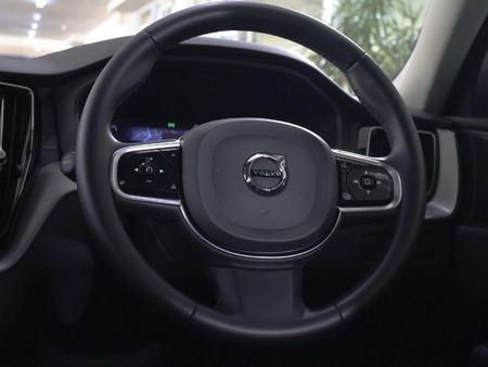 2023-Volvo-XC60-B5-Ultimate-Bright-Geartronic-AWD_29