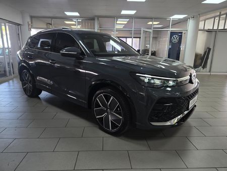 2026-Volkswagen-Tiguan-14TSI-R-Line_3