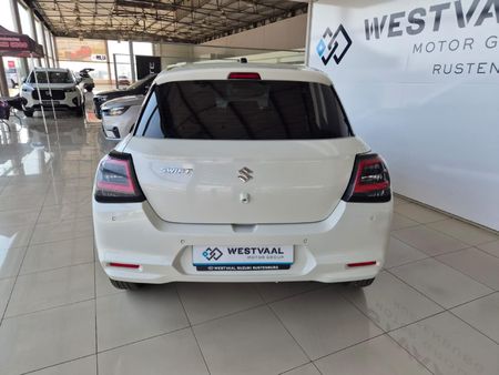2026-Suzuki-Swift-12-GL_5