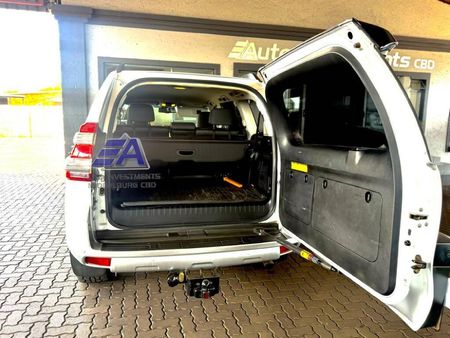 2014-Toyota-Land-Cruiser-Prado-30-TDI-VX-Auto_10