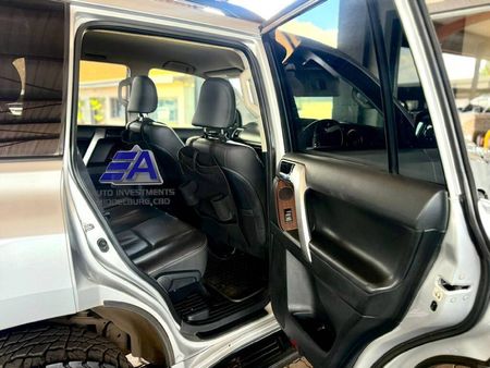 2014-Toyota-Land-Cruiser-Prado-30-TDI-VX-Auto_11
