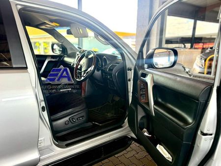 2014-Toyota-Land-Cruiser-Prado-30-TDI-VX-Auto_13