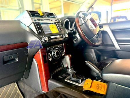 2014-Toyota-Land-Cruiser-Prado-30-TDI-VX-Auto_6