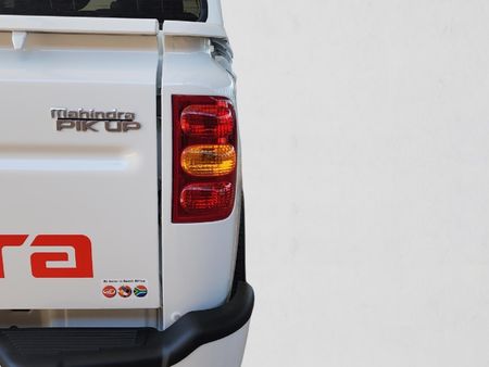 2026-Mahindra-Pik-Up-22-mHawk-S11-Auto-Double-Cab_11