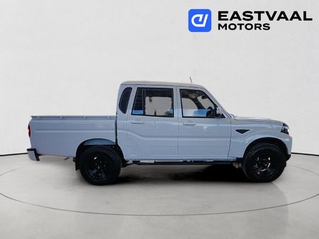 2026-Mahindra-Pik-Up-22-mHawk-S11-Auto-Double-Cab_7