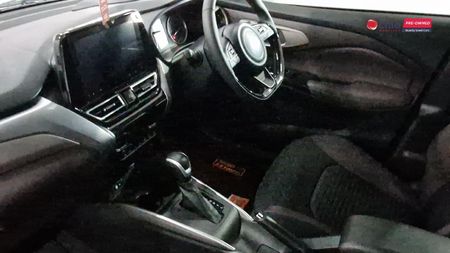 2026-Toyota-Starlet-Cross-15XR-Auto_6