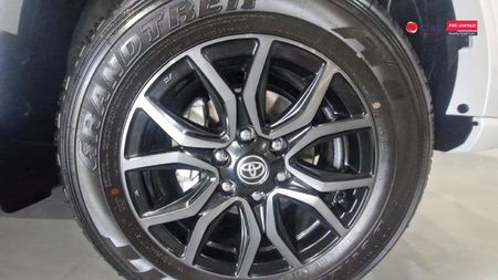 2026-Toyota-Fortuner-28GD-6-4x4-GR-S-Auto_12