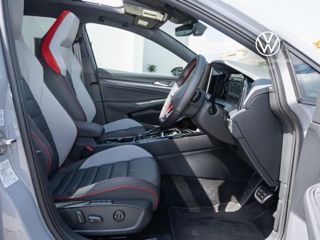 2026-Volkswagen-Golf-8-GTI-20-TSI-DSG_15
