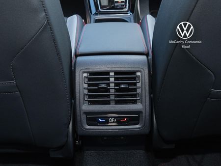 2026-Volkswagen-Golf-8-GTI-20-TSI-DSG_20
