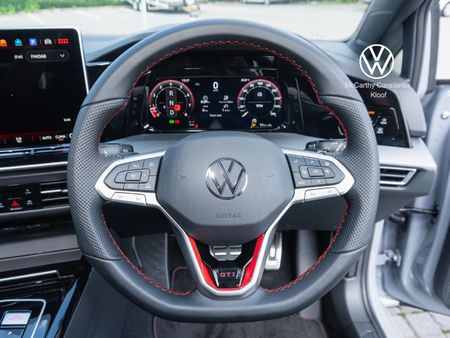 2026-Volkswagen-Golf-8-GTI-20-TSI-DSG_28