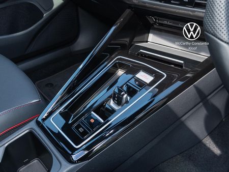 2026-Volkswagen-Golf-8-GTI-20-TSI-DSG_29