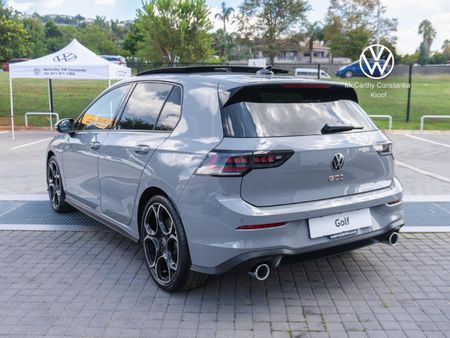 2026-Volkswagen-Golf-8-GTI-20-TSI-DSG_4