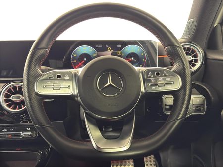 2019-Mercedes-Benz-A-Class-A-200-Auto_12