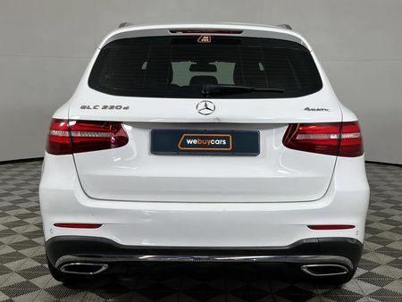 2018-Mercedes-Benz-GLC-220d_4