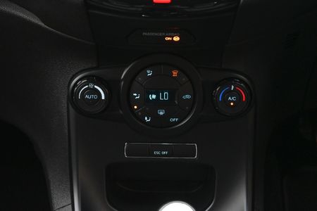 2018-Ford-Fiesta-ST-16-EcoBoost-GDTi_18