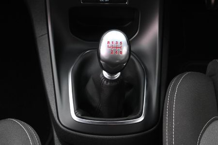 2018-Ford-Fiesta-ST-16-EcoBoost-GDTi_19