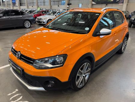 2012-Volkswagen-Polo-16-TDI-Cross_5