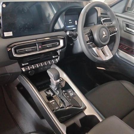 2026-Mitsubishi-Destinator-15T-Exceed-CVT-Auto_12