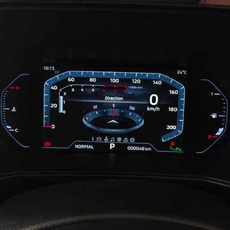 2026-Mitsubishi-Destinator-15T-Exceed-CVT-Auto_13