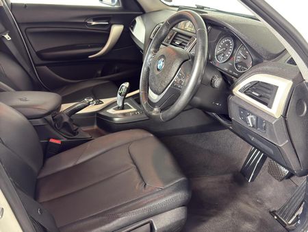 2017-BMW-1-Series-118i-5-dr-Auto_10