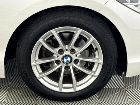 2017-BMW-1-Series-118i-5-dr-Auto_15