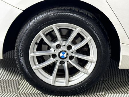 2017-BMW-1-Series-118i-5-dr-Auto_17