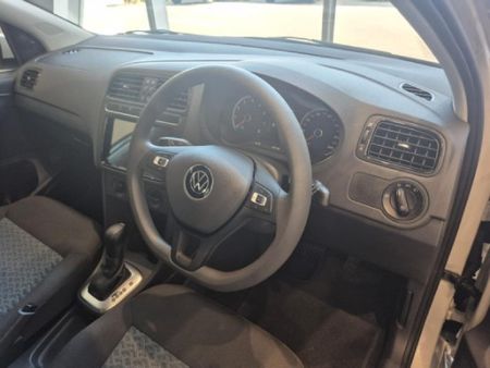 2026-Volkswagen-Polo-Vivo-16-Life_5