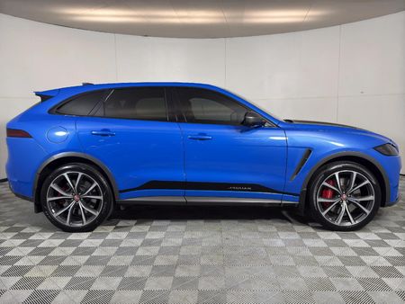 2020-Jaguar-F-Pace-50-V8-SVR_3