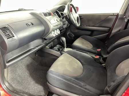 2007-Honda-Jazz-15i-Auto_9