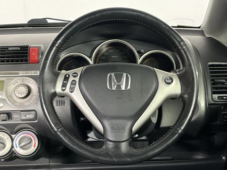2007-Honda-Jazz-15i-Auto_13