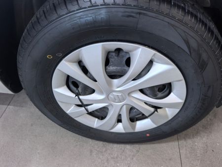 2021-Suzuki-Swift-12-GA_3