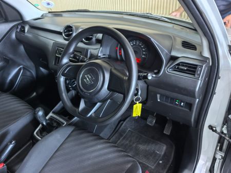 2021-Suzuki-Swift-12-GA_6