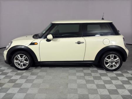 2012-MINI-Hatch-Cooper_5