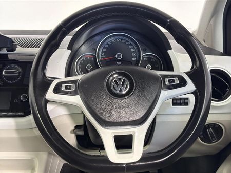 2019-Volkswagen-Up-Beats-10-5-dr_13
