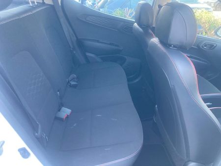 2022-Hyundai-Grand-i10-10-Motion_14