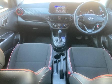 2022-Hyundai-Grand-i10-10-Motion_16