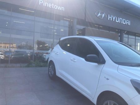 2022-Hyundai-Grand-i10-10-Motion_2