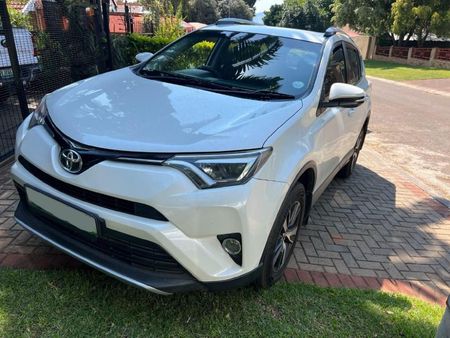 2016-Toyota-RAV4-20-GX-Auto_2